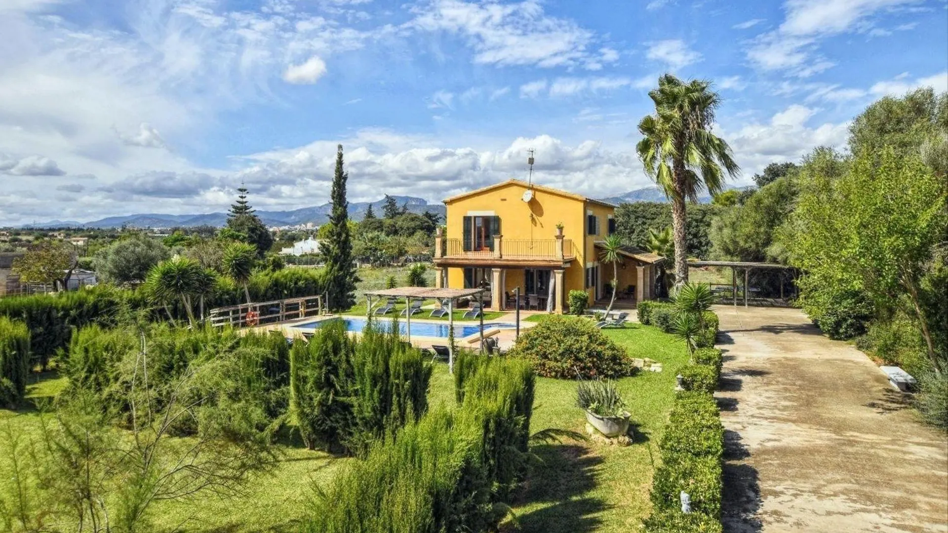 Gemuetliches Ferienhaus Mit Pool Inca  0*, Inca (Mallorca) Spain